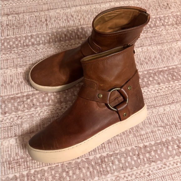 Frye Harness Lena - Picture 5 of 9